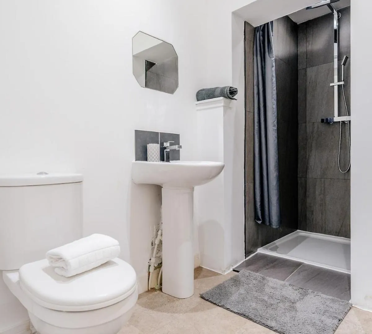 Cozy-Free Parking-12 Mins Center Lejlighed Edinburgh